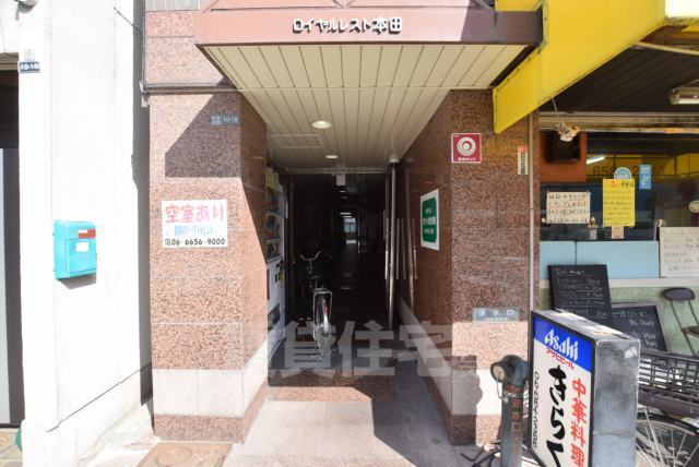 建物エントランス