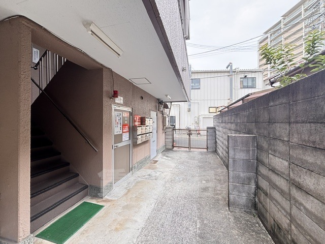 建物エントランス