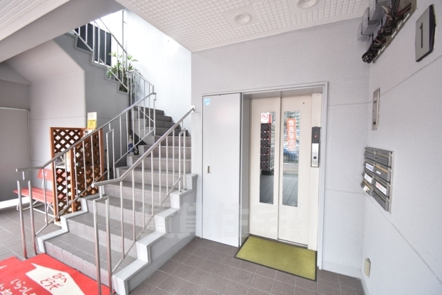 建物エントランス