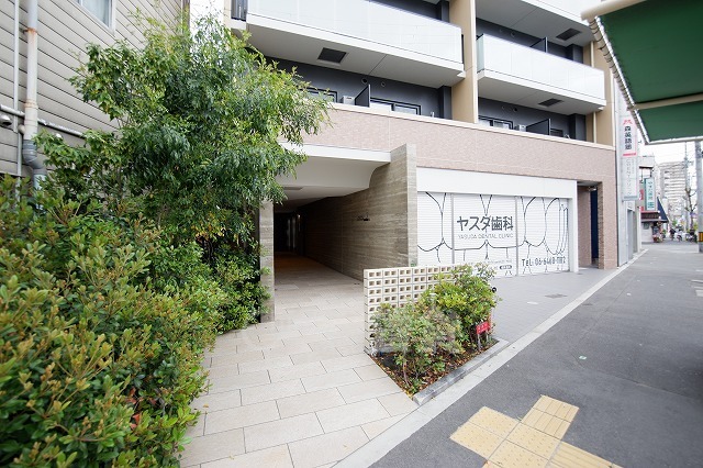 建物エントランス