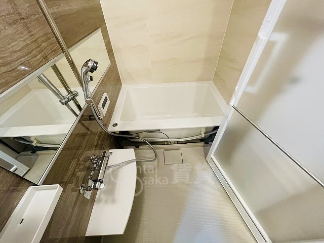 シャワールーム