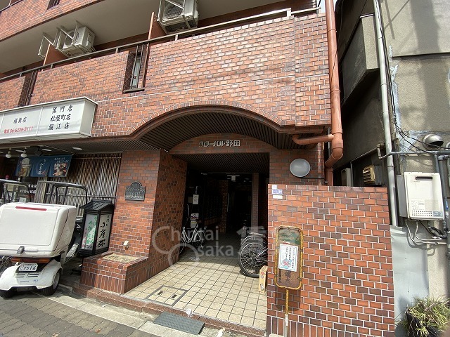 建物エントランス