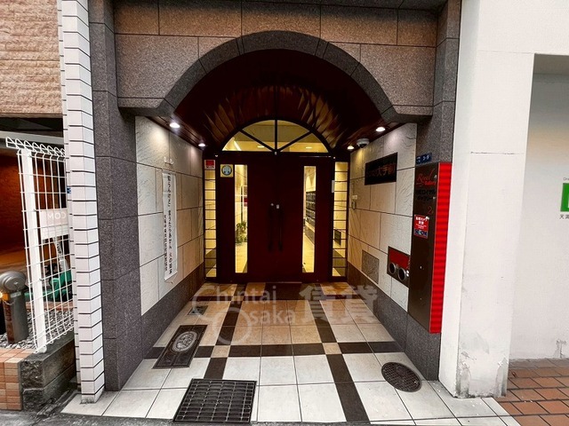 建物エントランス