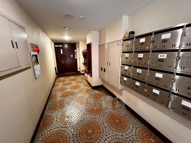 建物エントランス