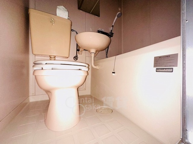 シャワールーム