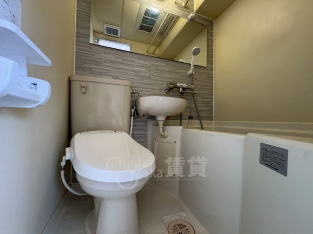 シャワールーム