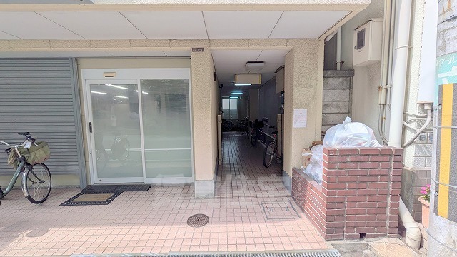 建物エントランス