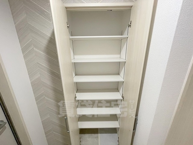 収納