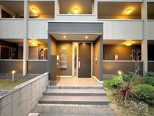 建物エントランス