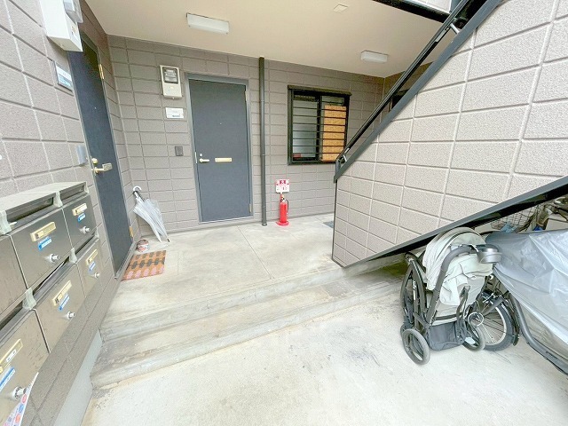 建物エントランス