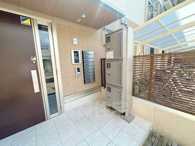 建物エントランス