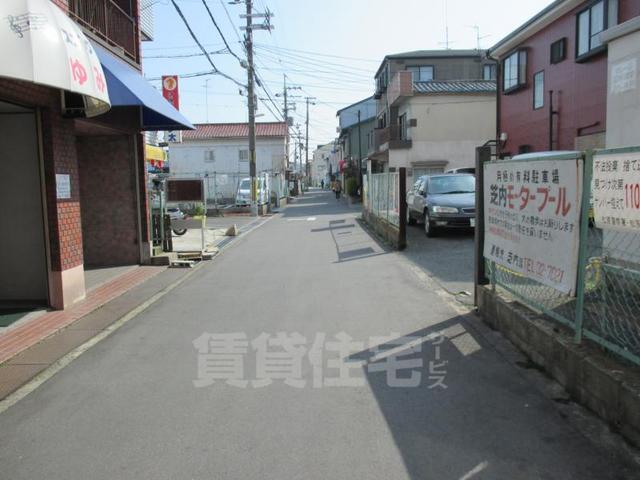 周辺