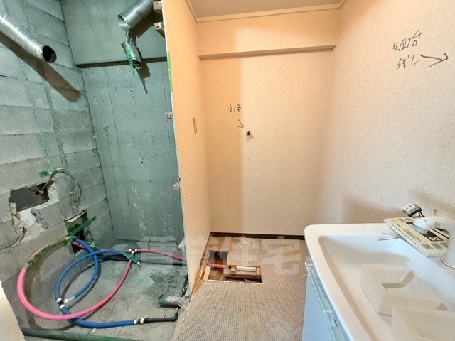 シャワールーム