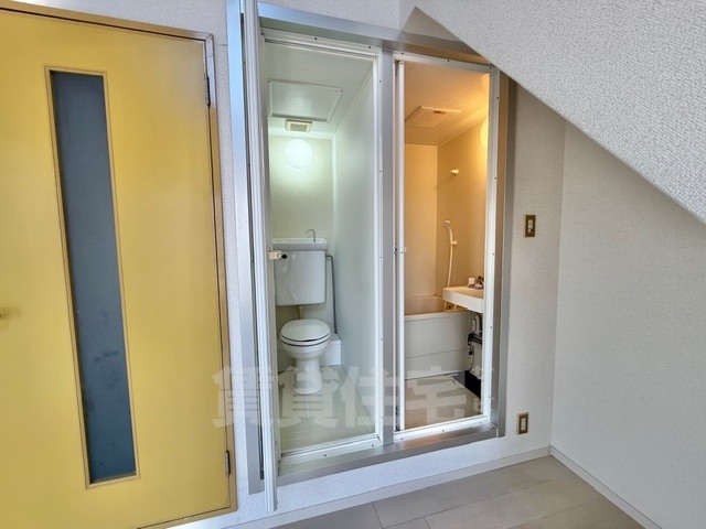 シャワールーム