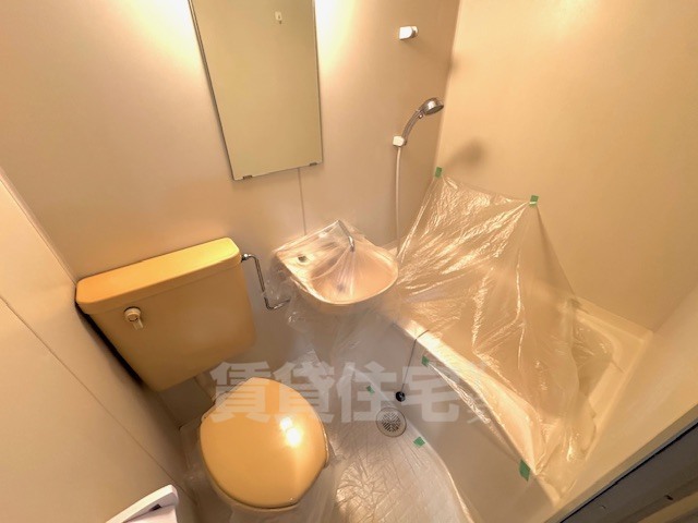 シャワールーム