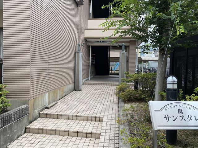 建物エントランス
