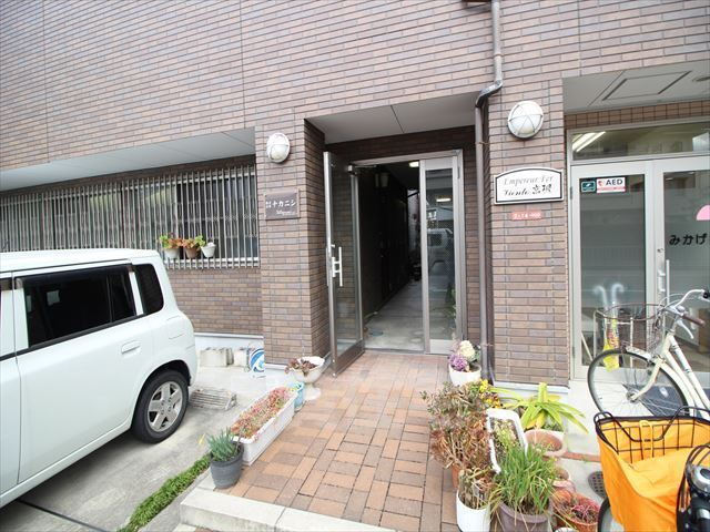 建物エントランス