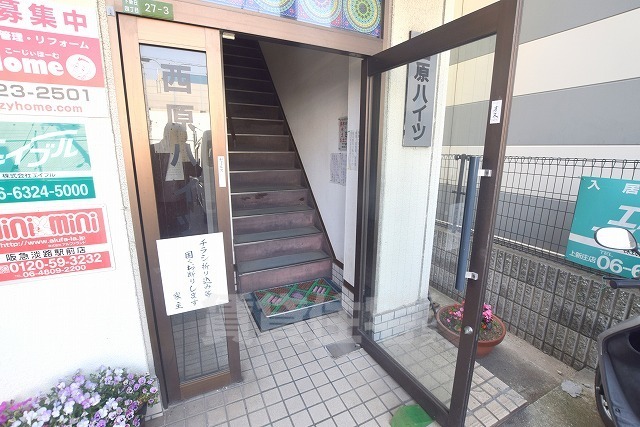 建物エントランス