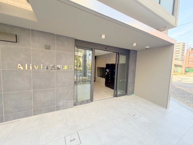 建物エントランス