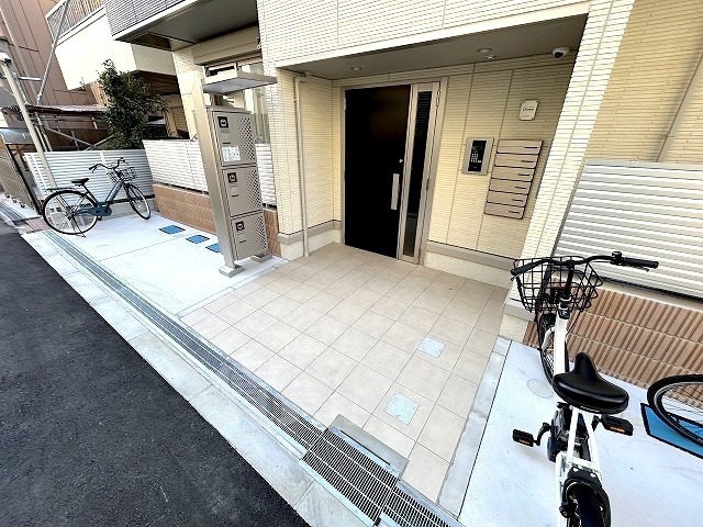 建物エントランス