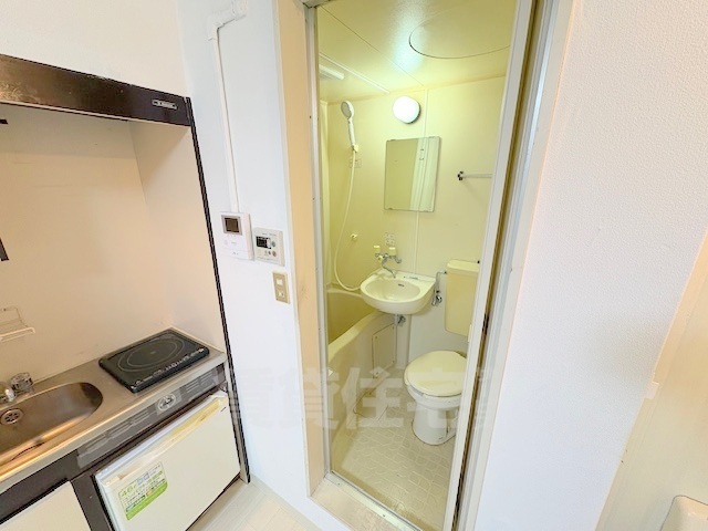 シャワールーム