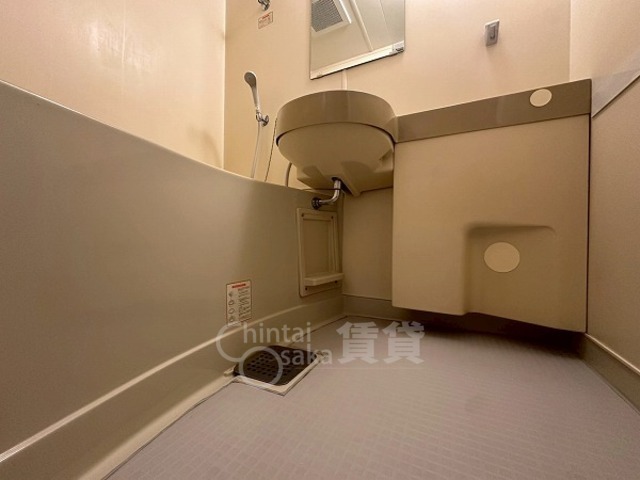 シャワールーム