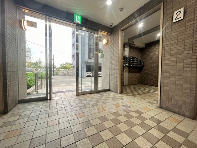 建物エントランス