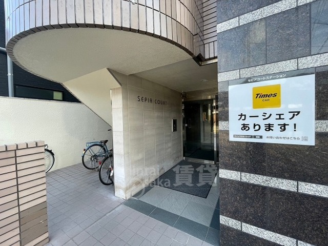 建物エントランス