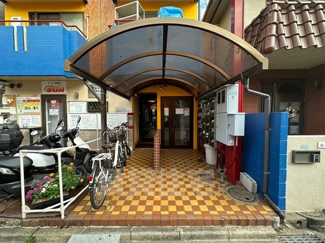 建物エントランス