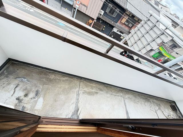 バルコニー
