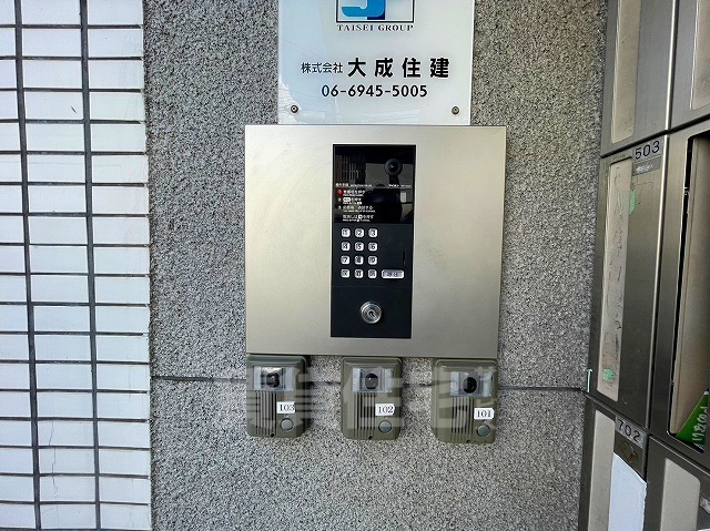 建物エントランス