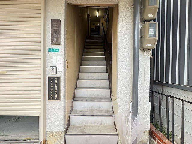 建物エントランス