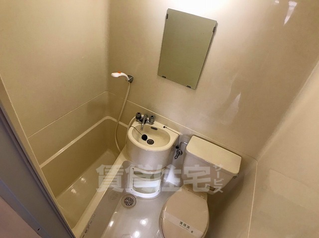 シャワールーム