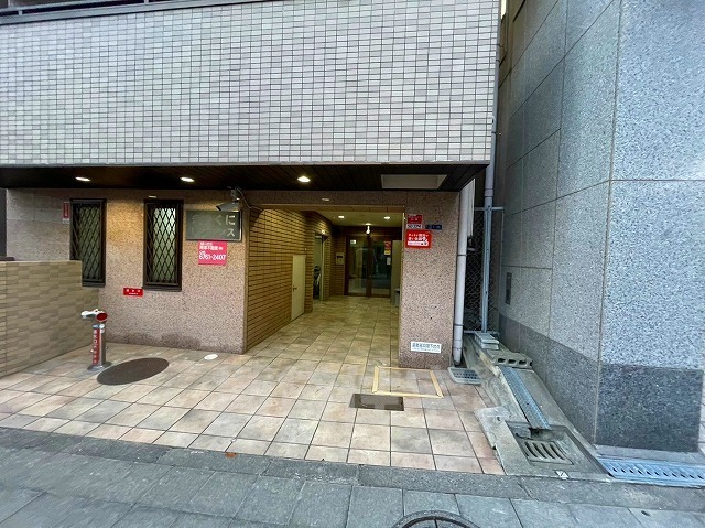 建物エントランス