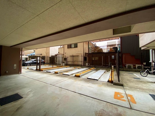 駐車場