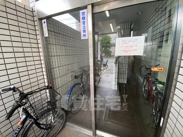 建物エントランス