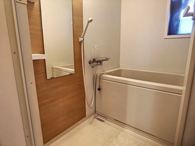 シャワールーム