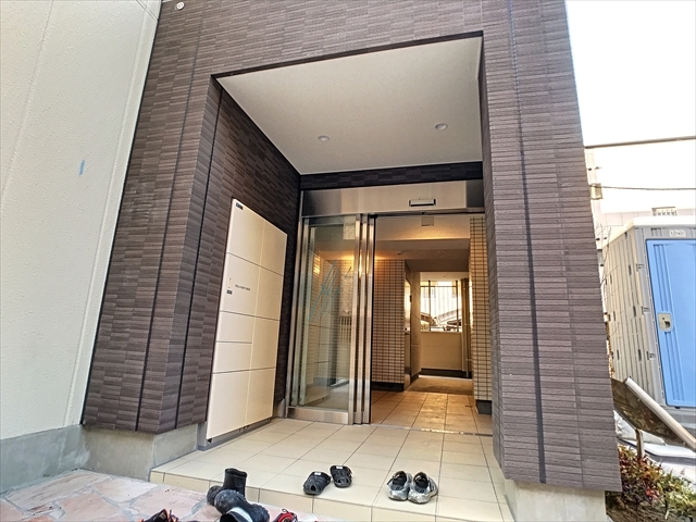 建物エントランス
