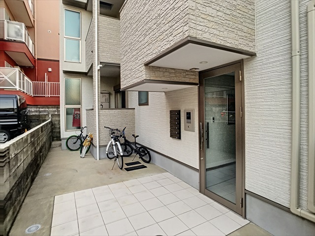 建物エントランス