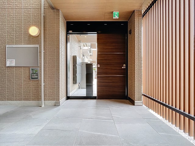 建物エントランス