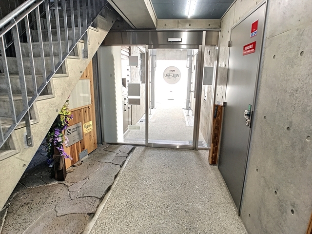 建物エントランス