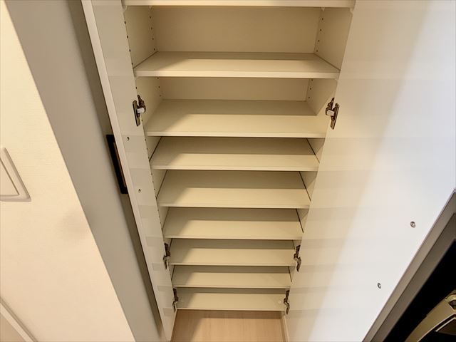 収納