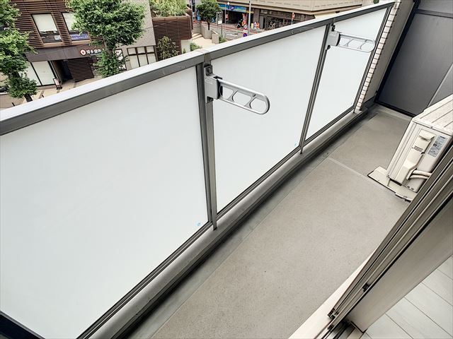 バルコニー