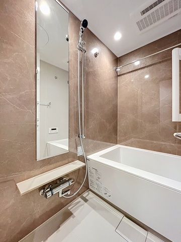 シャワールーム