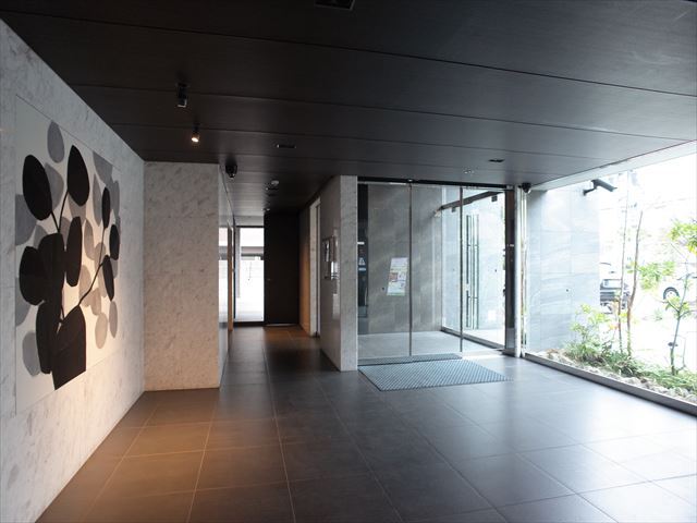 建物エントランス