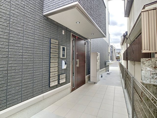 建物エントランス