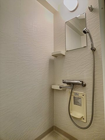 シャワールーム