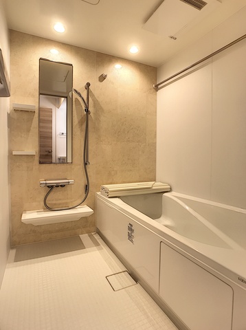 シャワールーム