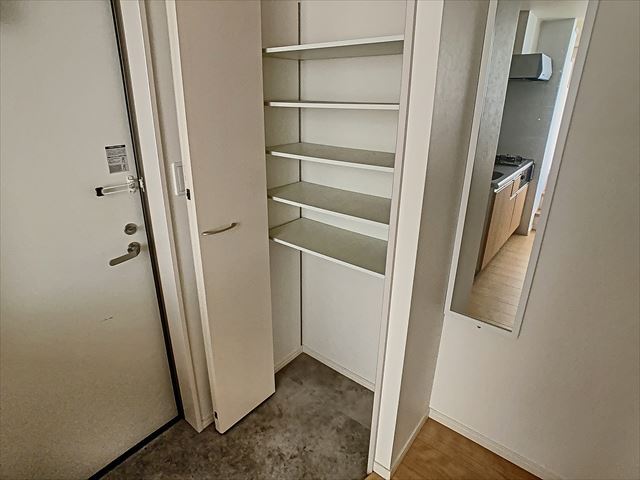 収納