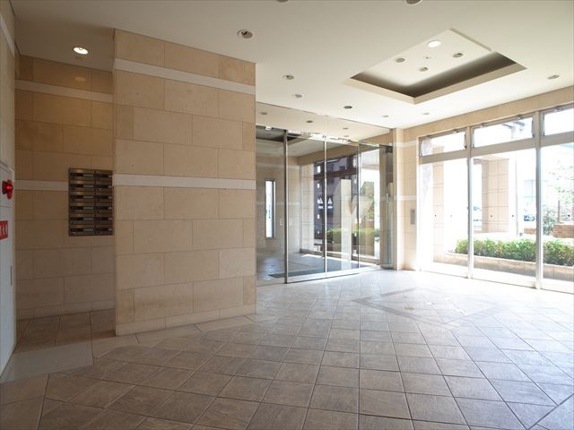 建物エントランス